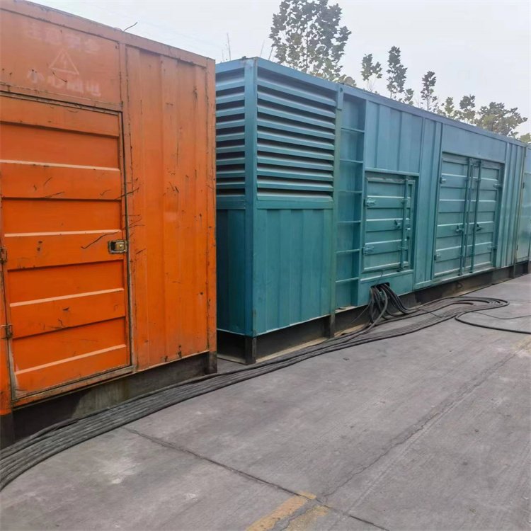 康平如何选择适合 600kW 柴油发电机组的热继电器？